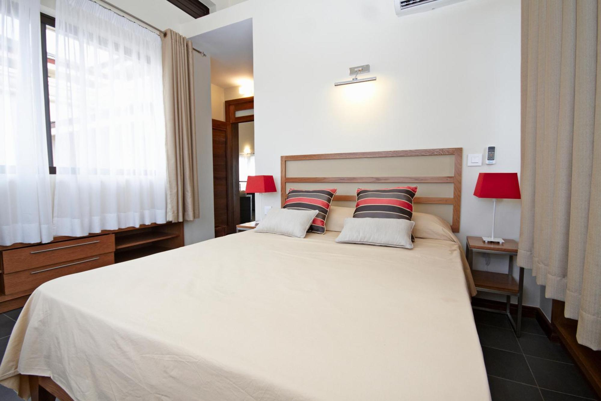 Villasun Luxury Apartments & Villas Flic en Flac Room photo