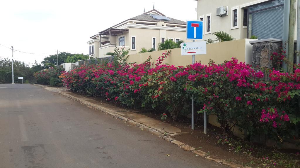 Villasun Luxury Apartments & Villas Flic en Flac Exterior photo