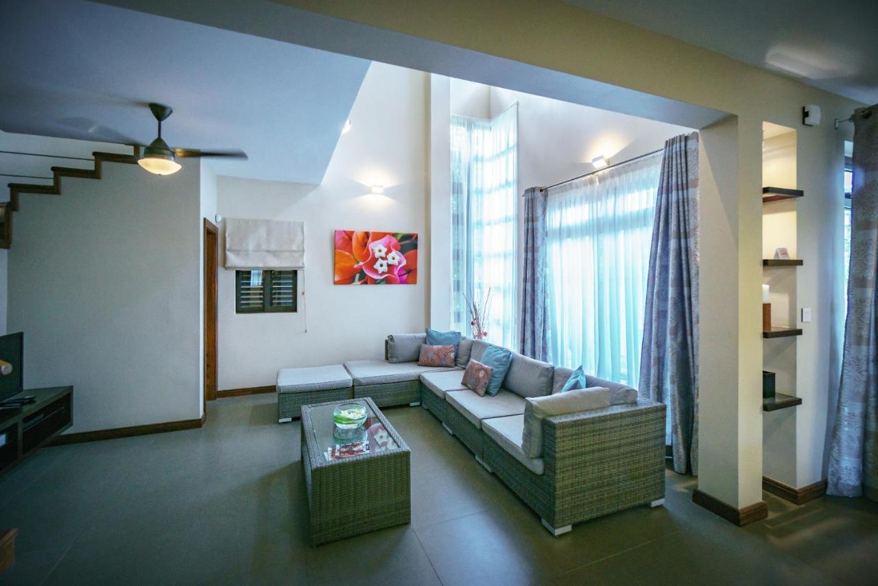 Villasun Luxury Apartments & Villas Flic en Flac Exterior photo