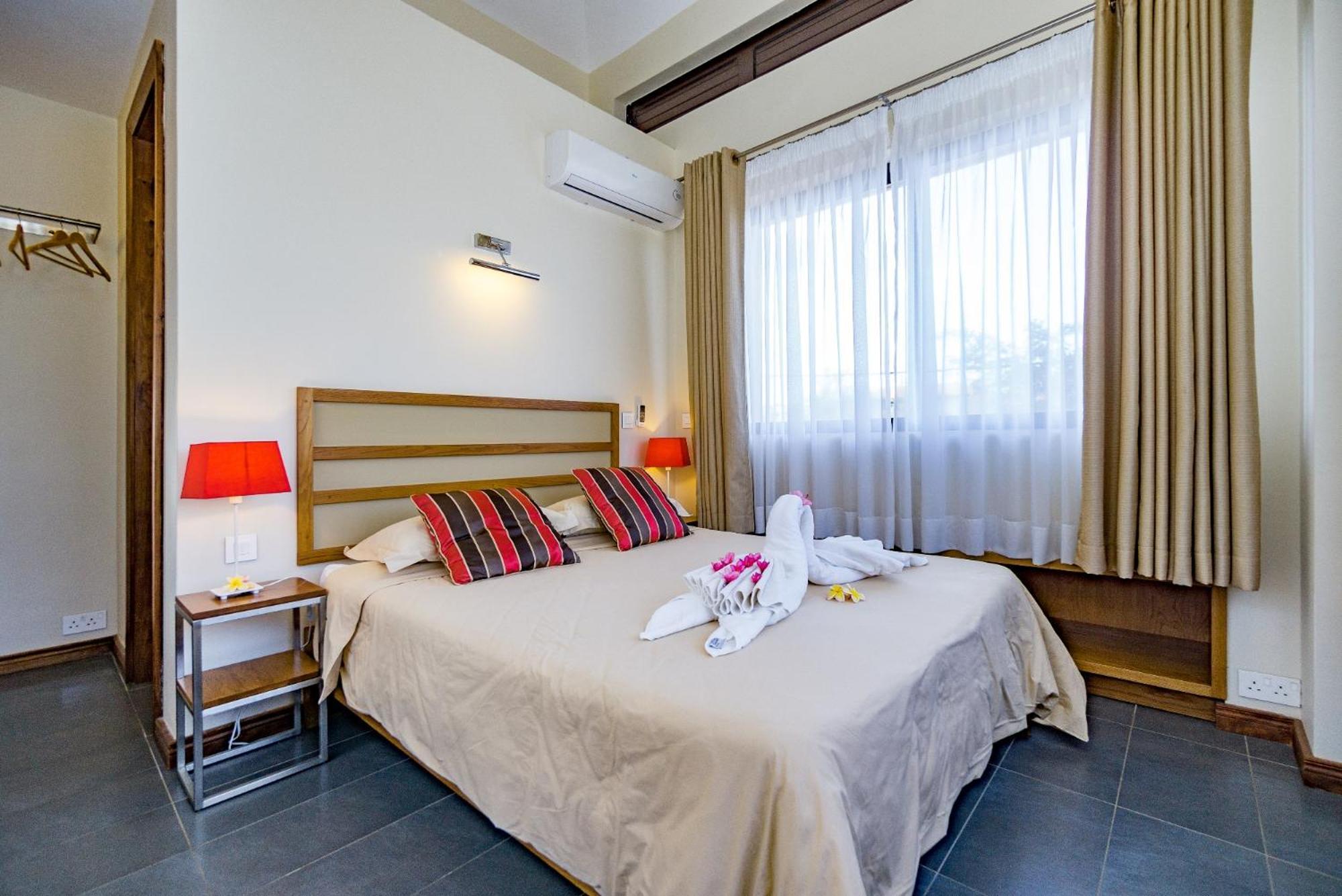 Villasun Luxury Apartments & Villas Flic en Flac Exterior photo